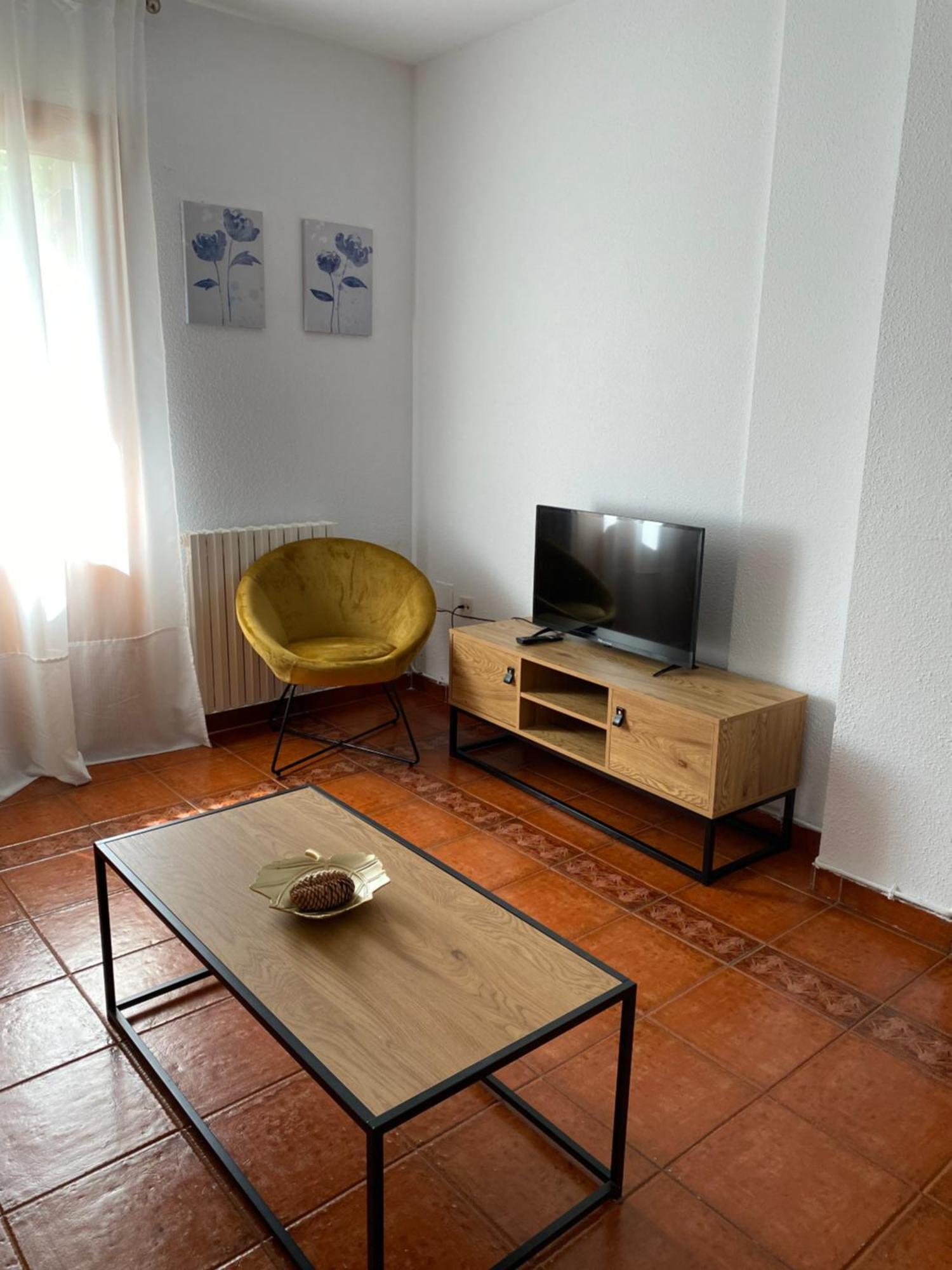 El Estudio De Buenavista Biescas  Esterno foto